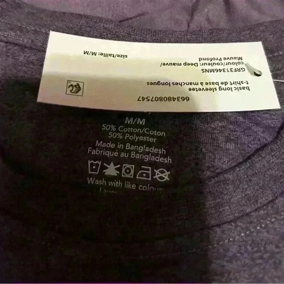 One of a kind long sleeve purple shirt size medium - Picture 3 of 3